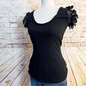 Kardashian Kollection flutter leaves t shirt